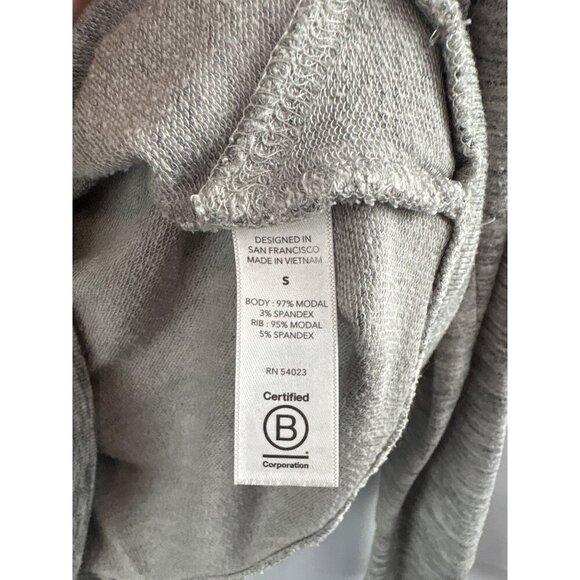 Athleta Grey Long Sleeve Crew Neck Sweatshirt S - Picture 4 of 5